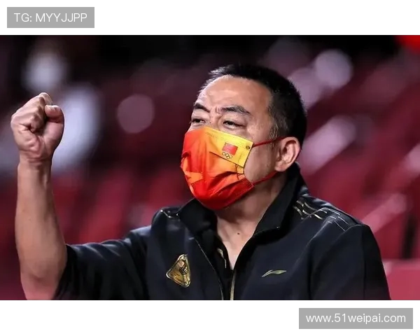 刘国梁纽约联合国颁奖：国旗闪耀 乒乓连接世界